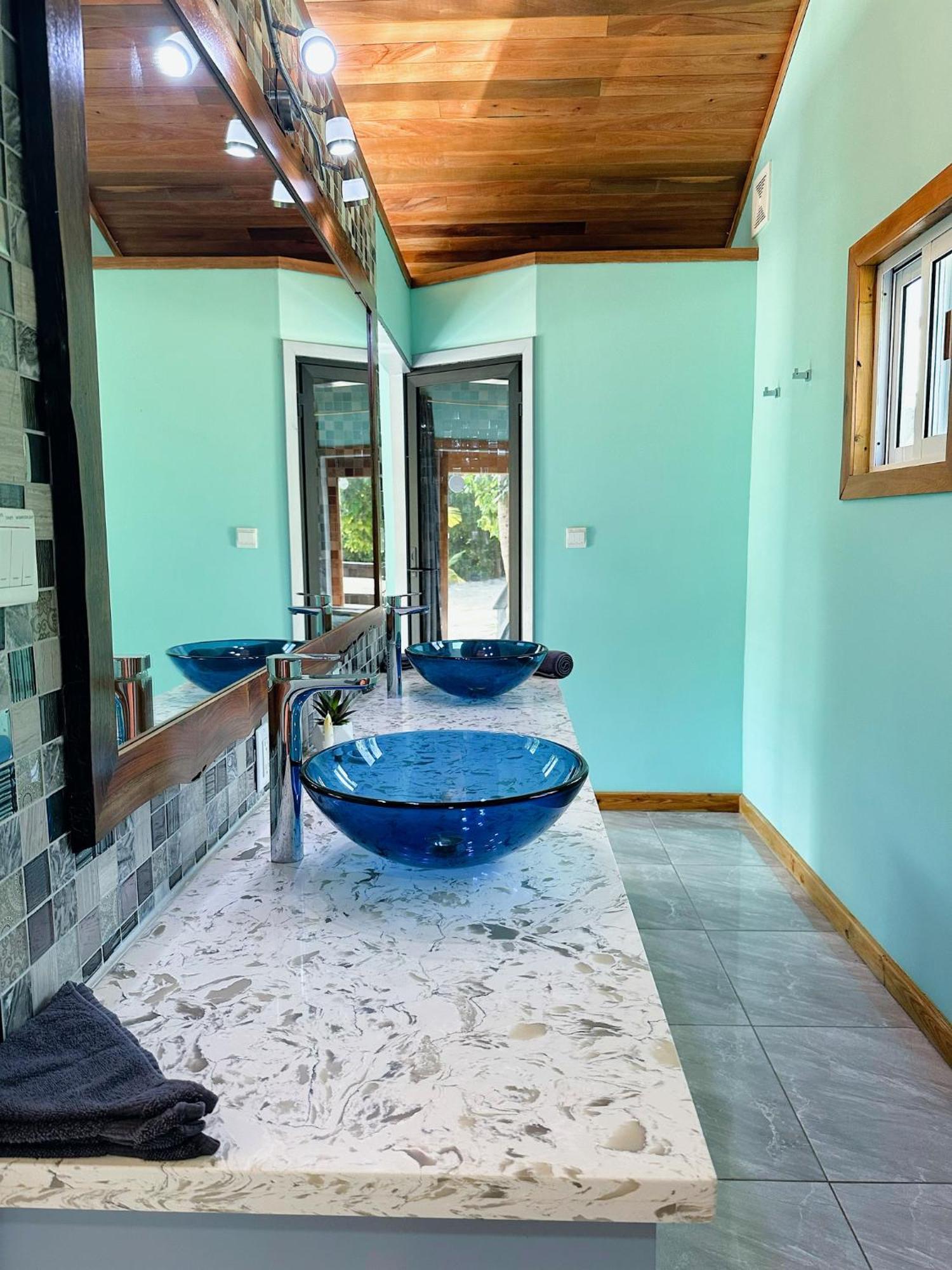 Mangata Villas Adults Only San Pedro (Ambergris Caye) Exterior foto