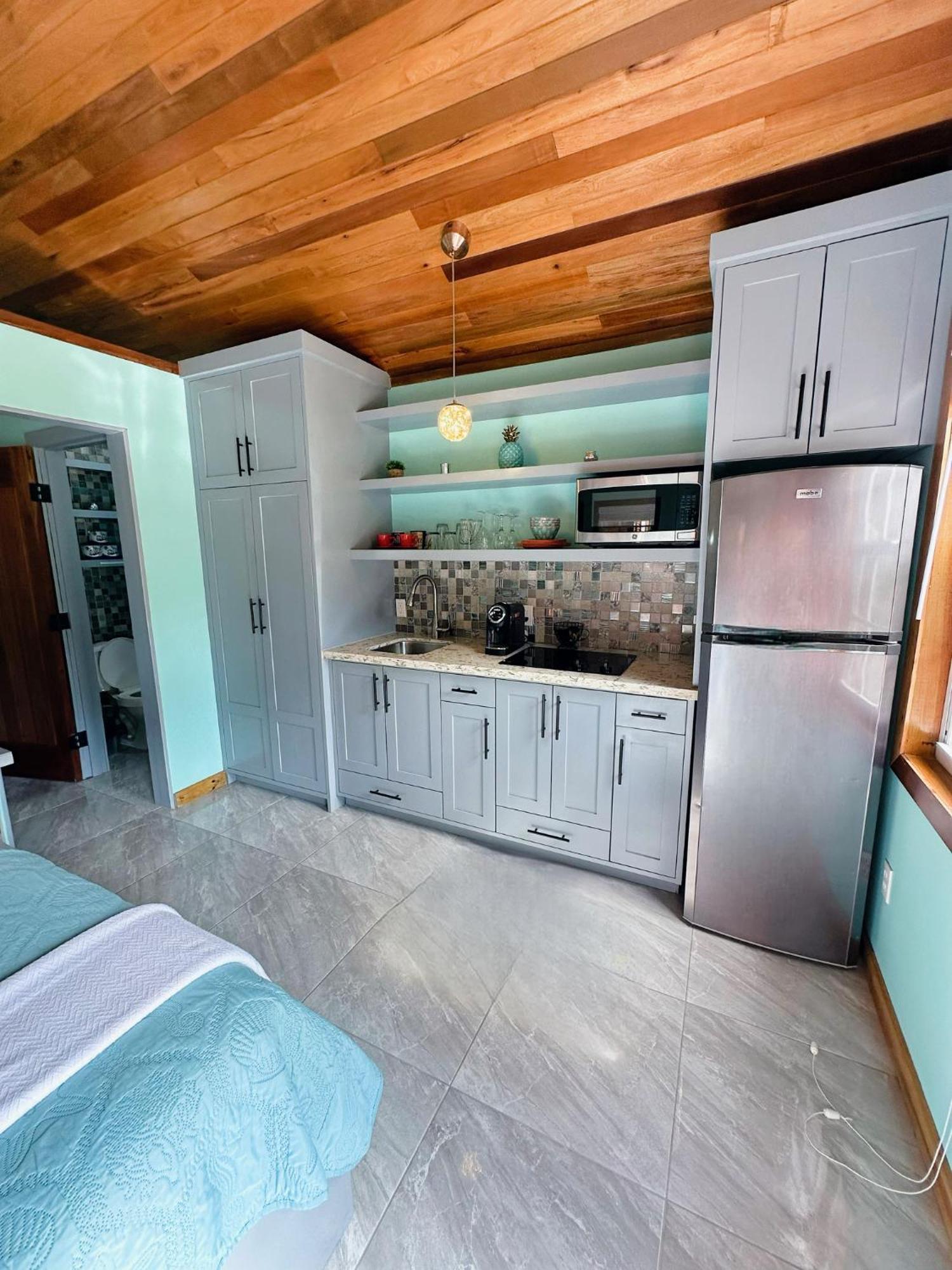 Mangata Villas Adults Only San Pedro (Ambergris Caye) Exterior foto
